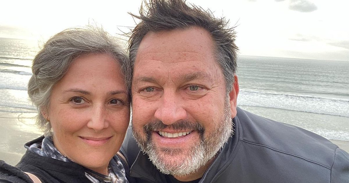 Ricki Lake Is Married to Ross Burningham: See Wedding Photos