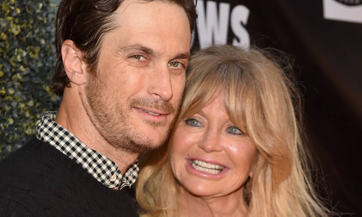 Goldie Hawn supported by son Oliver Hudson following heartbreaking message as fans send their love