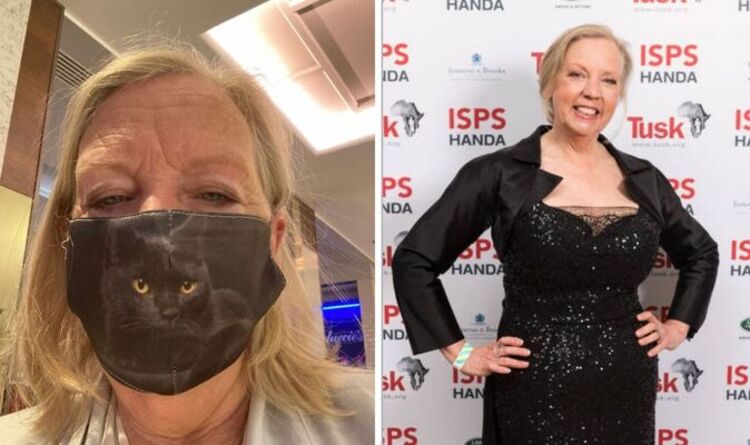 Deborah Meaden sparks backlash as she vows to keep wearing mask to protect ‘vulnerable’ | Celebrity News | Showbiz & TV