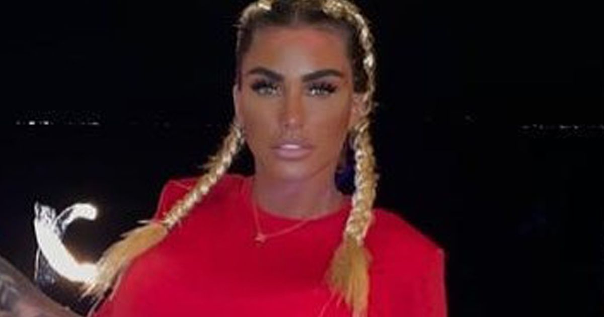 Katie Price infuriates fans with a photo of Carl Wood’s dramatic sunburn