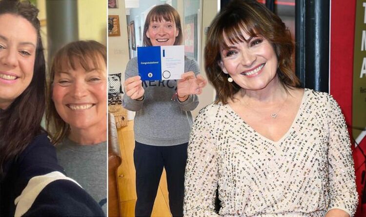 Lorraine Kelly feels ‘happier and healthier’ as she announces she’s almost lost one stone | Celebrity News | Showbiz & TV