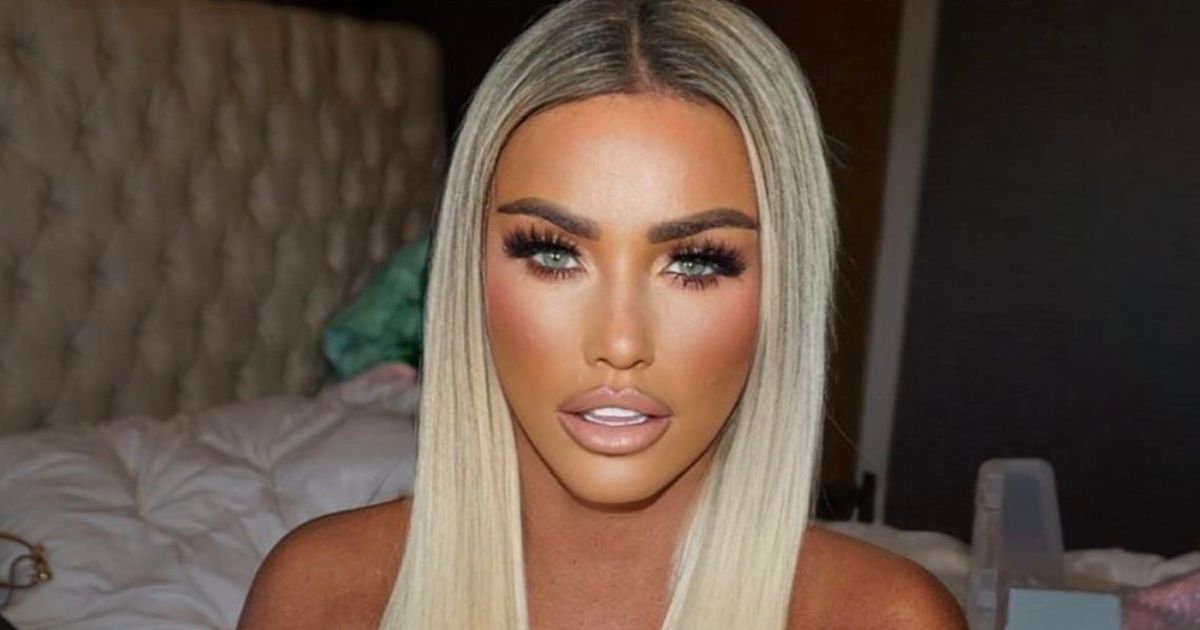 Katie Price shares snap of daughter Bunny, 7, pouting with full face of make up