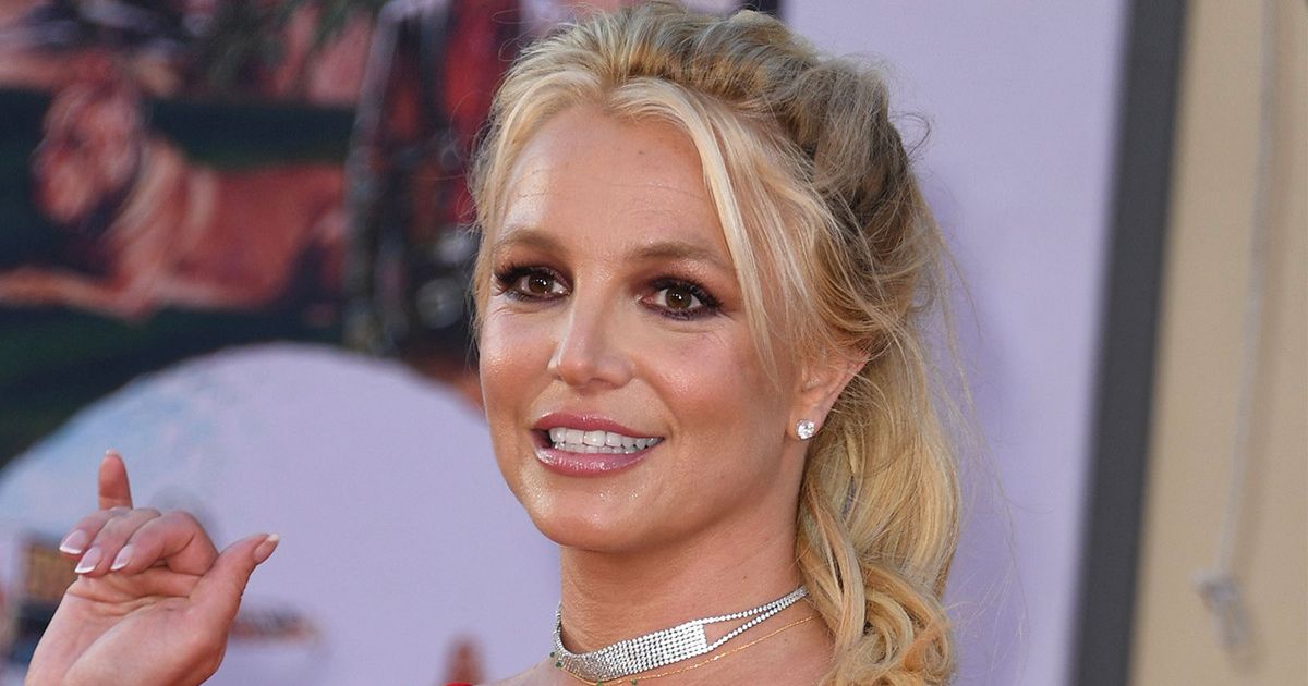 Fans and celebrities outpouring of support to Britney Spears following miscarriage news