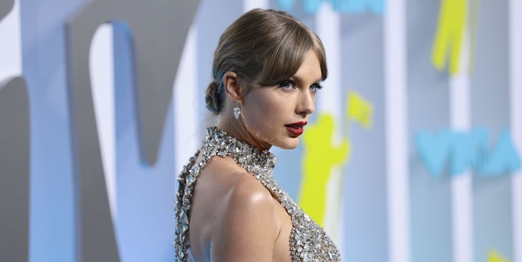 Swifties Spell Out All the Hidden Meanings in Taylor Swift’s VMAs Look