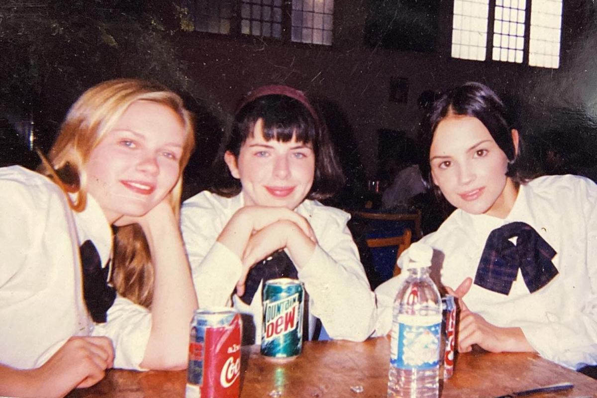 Heather Matarazzo Unearths BTS Throwback with Kirsten Dunst and Rachael Leigh Cook from Strike!
