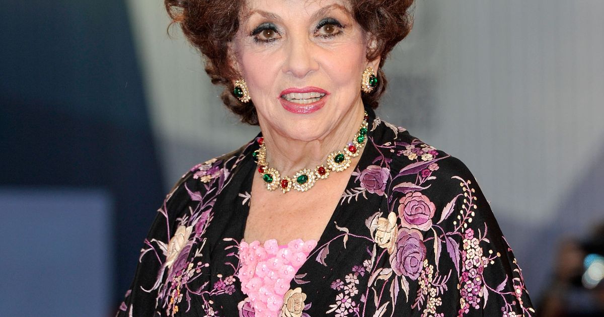 Gina Lollobrigida dies as tributes begin for 'most beautiful woman in the world'