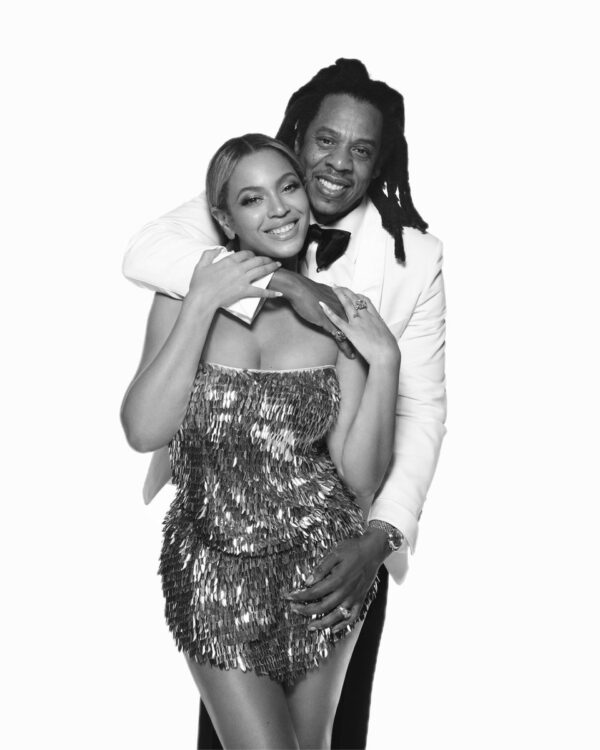 ?️| Beyoncé and JAY Z are nominated as inductees for the National Rhythm and Blues Hall of Fame to celebrate and honor their contribution as Singer and Rapper/Producer respectively.

Vote here NOW: https://t.co/2UE2Ht8BQH https://t.co/HTikLoVj0S