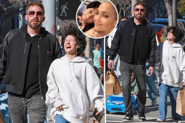 Ben Affleck looks unusually smiley on outing with Jennifer Lopez’s child Emme https://t.co/fcR5fLelsf https://t.co/3IMaEDpggz