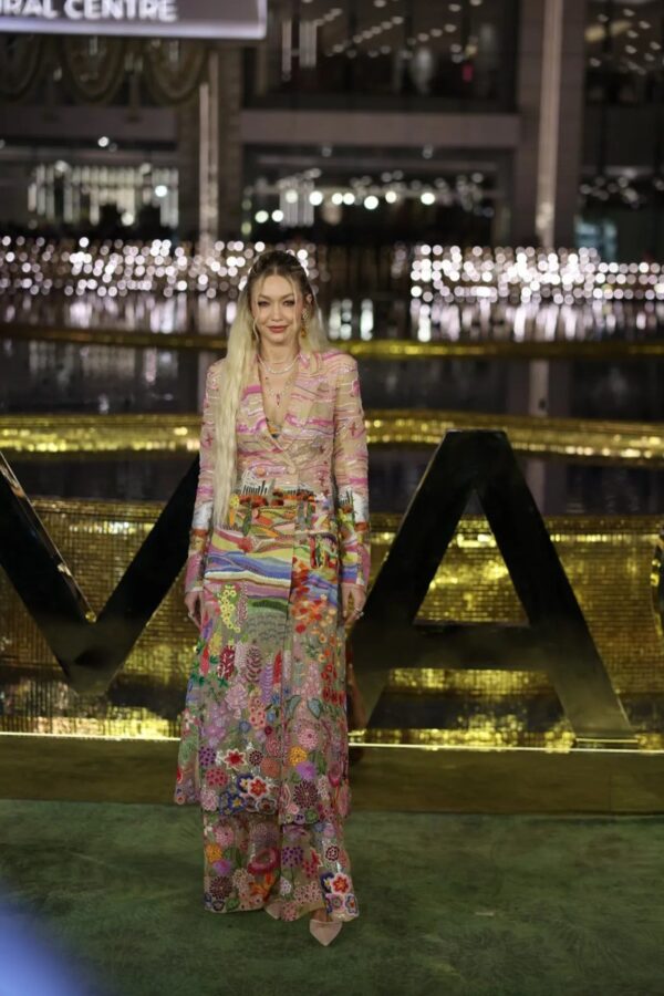 The Nita Mukesh Ambani Cultural Centre officially opened its doors in Mumbai, with the likes of Gigi Hadid, Priyanka Chopra Jonas, and Karlie Kloss turning out for the red-carpet launch. See all the VIP guests from the launch event here: https://t.co/nC2RPVtHNa https://t.co/5x5J7yhz7J