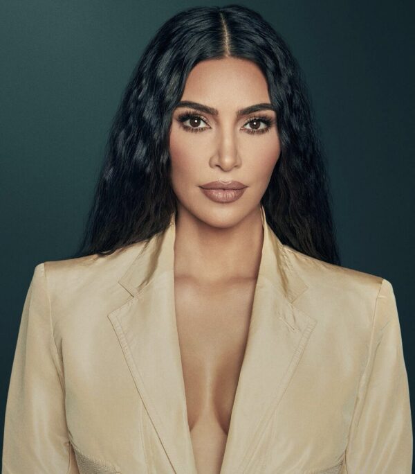 Ryan Murphy teases Kim Kardashian’s role in #AHS12: “Kim is among the biggest and brightest television stars in the world and we are thrilled to welcome her to the AHS family. Halley Feiffer has written a fun, stylish and ultimately terrifying role especially for Kim.” https://t.co/nEKJmpkcKN