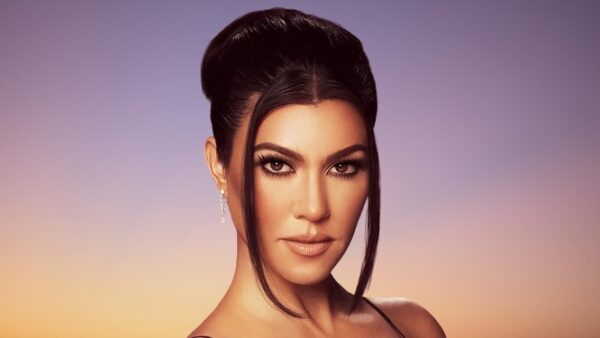 HAPPY HAPPY BIRTHDAY!!!! @kourtneykardash KOURTNEY KARDASHIAN #KourtneyKardashian #CelebrityBirthdayTweet #Celebrityspotlight #TheSpotlight https://t.co/z5o0ObWQVE