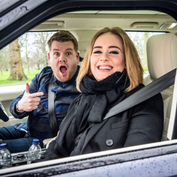 VEIO AI! Adele fará seu retorno ao quadro "Carpool Karaoke" após 6 anos em 27 de abril, e você poderá assisti-la ao vivo em nosso site. As informações já estão disponíveis no site, então salve este tweet e nos encontraremos novamente em 27 de abril!

🔗 ACESSE:… https://t.co/LEitd2TEzE