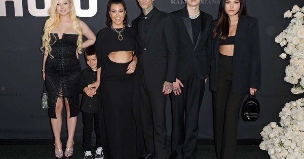 Landon Barker Praises 'Great Dad' Travis, Says Kourtney Kardashian 'Always Looks After Me Like a Mother'  https://t.co/N5Xaw9bZXU