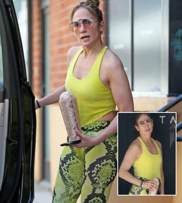 Jennifer Lopez Yells 'F–k You' As She Gets Locked Out Of Upscale Gym. dub.sh/Ub1x #JenniferLopez