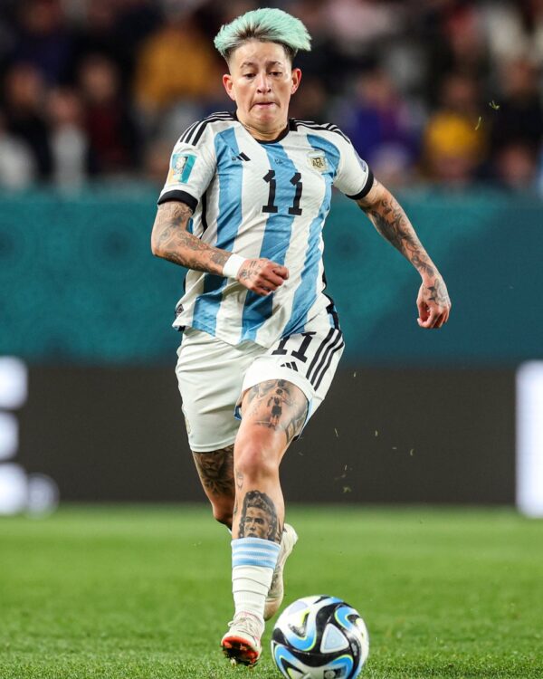 Argentina striker Yamila Rodríguez has tattoos of Diego Maradona and Cristiano Ronaldo on her leg ? pic.twitter.com/6vJtXQk7tP