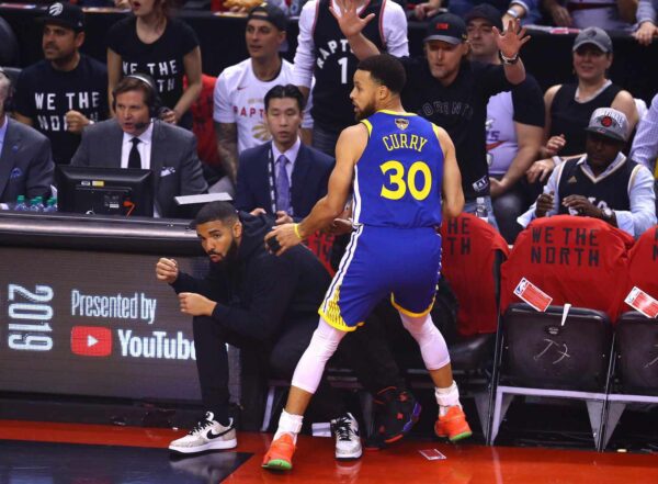 Steph Curry and Drake Unite at Concert: A Meeting of Superstars in New York City [Watch]