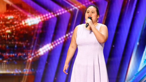 Singer Lavender Darcangelo wins Heidi Klum’s Golden Buzzer