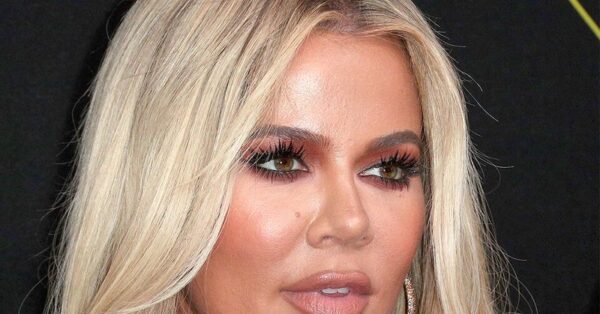 Khloé Kardashian Said She Only Started 'Changing' Her Appearance Because 'Society' Gave Her 'Insecurities' #NewsBreak