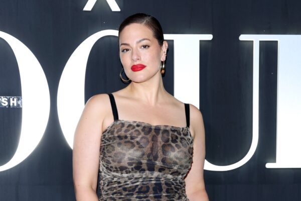 Ashley Graham Pairs Canadian Tuxedo With Denim Strappy Mules – Footwear News