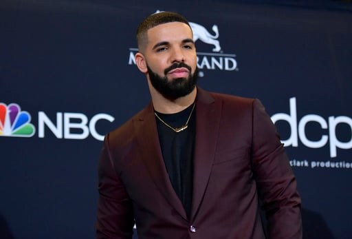 Drake Gave $50k To Fan Who Spent Furniture Money To See Him – Hits 96