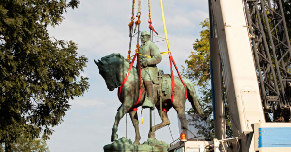 Right-wingers melt down over melted Robert E. Lee statue