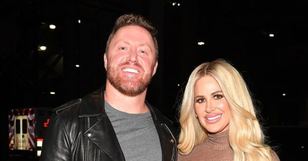 Kim Zolciak-Biermann, Kroy Biermann List House for $6 Million