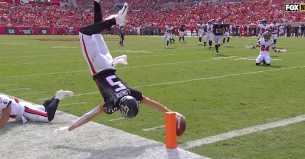 Falcons WR Drake London’s Superman-esque Front Flip Had NFL Fans in Disbelief