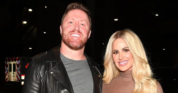 Kim Zolciak and Kroy Biermann Enjoy Anniversary Dinner Despite Divorce