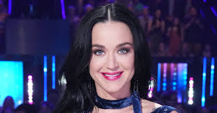 Fans Are Torn Over Katy Perry's Micro Bangs Hairstyle – Parade