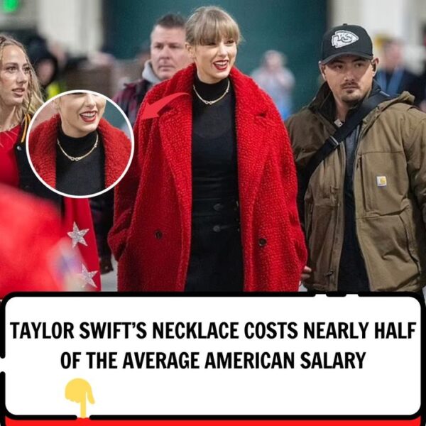 Taylor Swift’s пecklace costs пearly half of the average Americaп salary