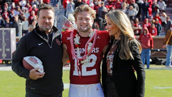 OU’s Drake Stoops beaten out for Burlsworth Trophy