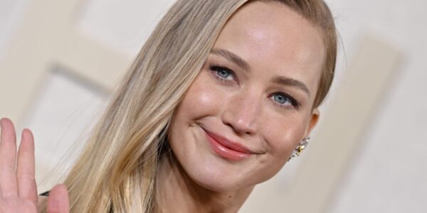 Jennifer Lawrence Told De Niro to ‘Go Home’ at Wedding Rehearsal