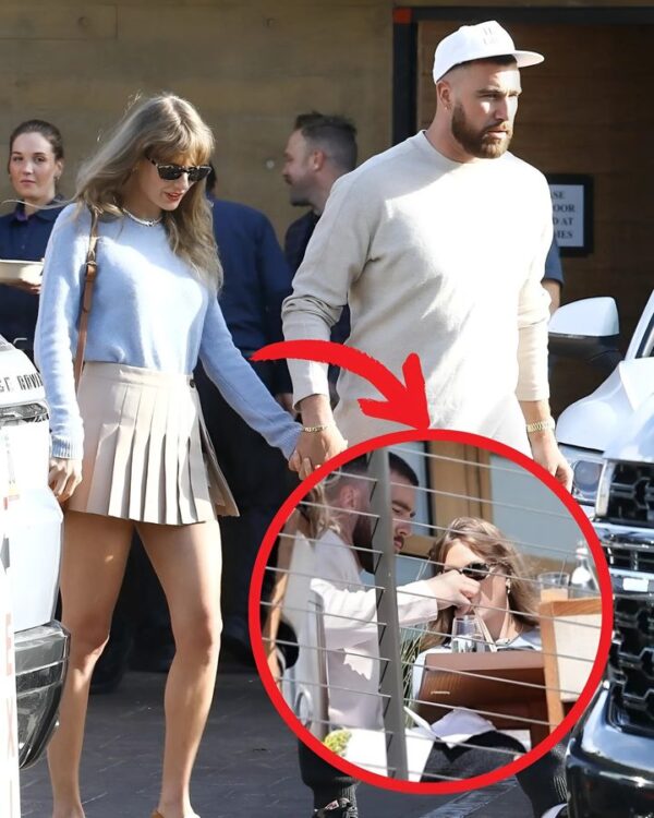 Taylor Swift Tries Out the Sexy Prep Trend in Flirty Pleated Skort and Loafers for Date with Travis Kelce ????????