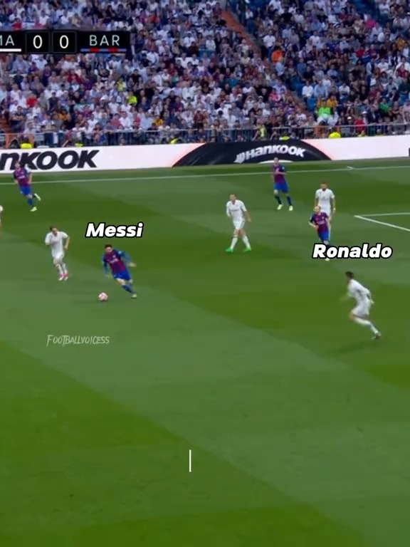 Messi luôn đ.á.n.h bại Ronaldo 1v1????????