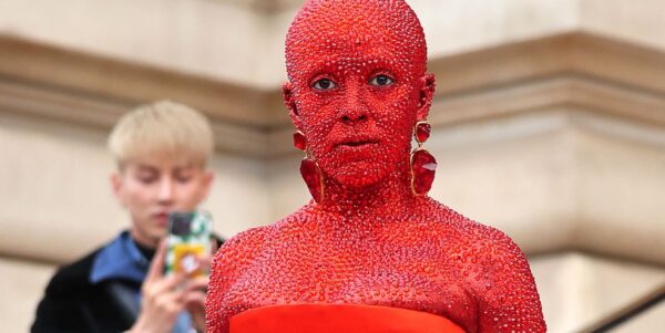 Doja Cat Wore 30,000 Crystals and Red Body Paint to Schiaparelli Show