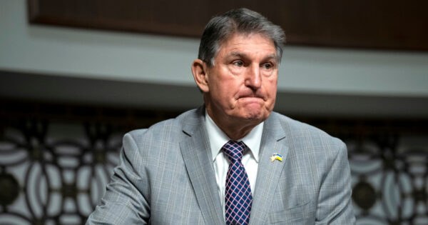 Manchin is only half-right about the need for congressional shame