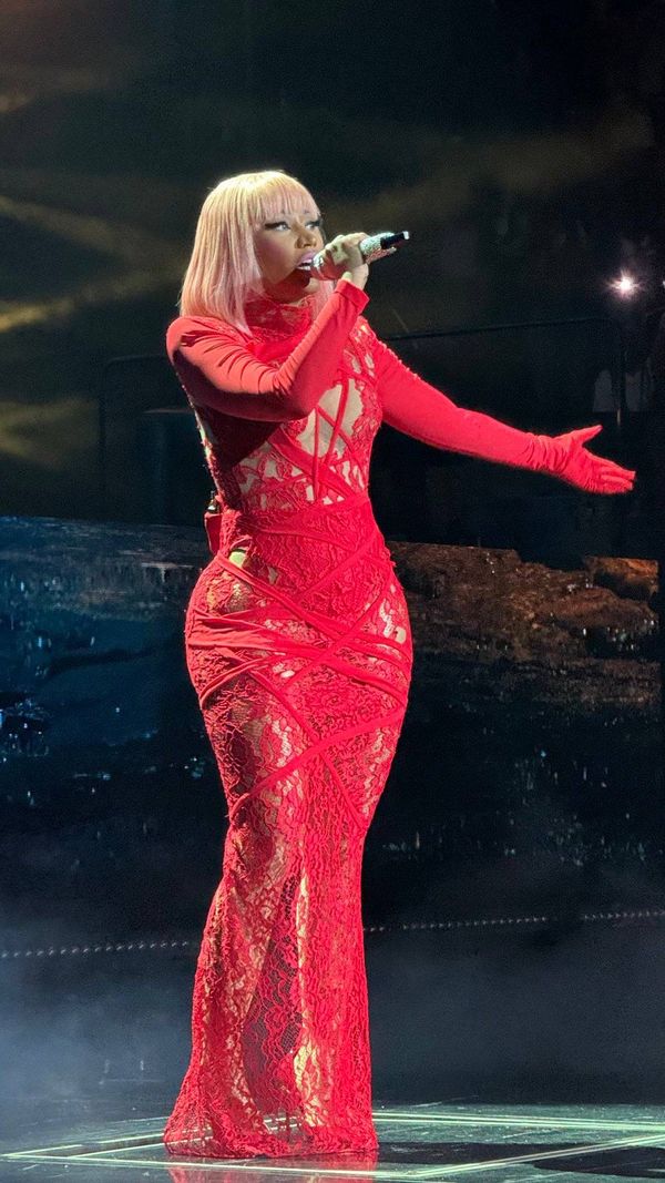 Nicki Minaj stuns debuting a new outfit for the Pink Friday 2 tour in Minneapolis.