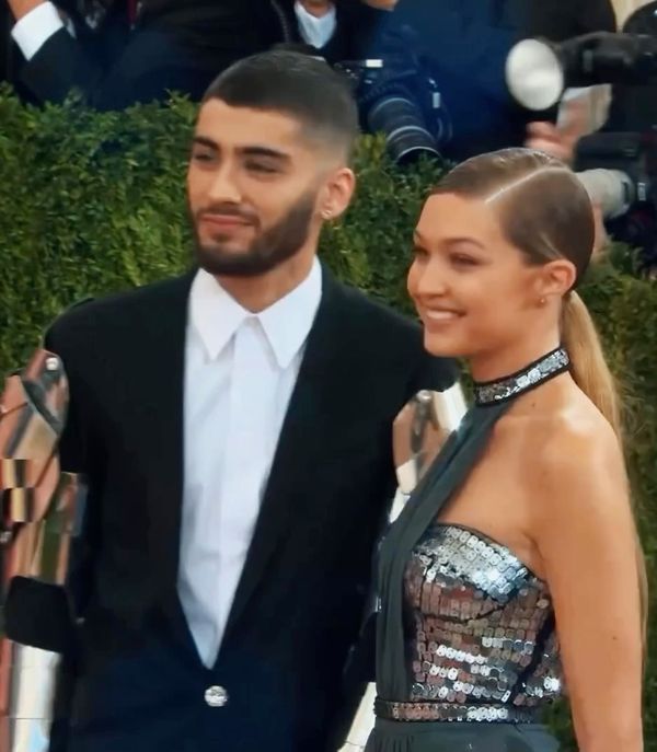 Gigi & Zayn Malik lost in each other at 2016 met gala ???? #zigi #zaynmalik #gigihadid