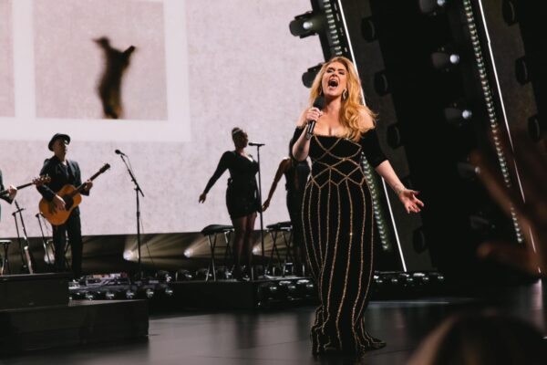 Adele wears dress by Vietnamese designer in Las Vegas concert, and this isn’t 1st time