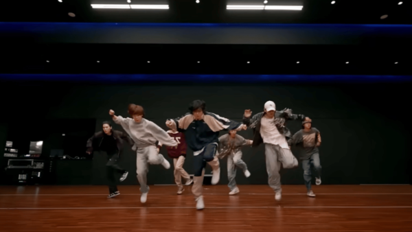 BTS V, Jimin, Jungkook, And Others Set Dance Floor On Fire With Sassy Moves On Ranveer Singh’s Malhari Song
