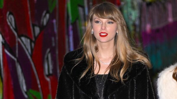 Taylor Swift steps out in sparkling little black dress for her 34th birthday