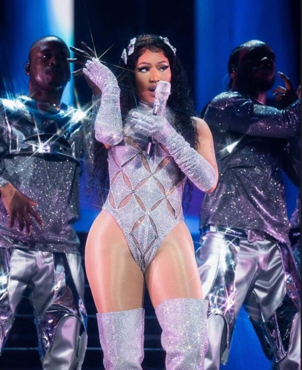 Nicki Minaj has now sold out the entire U.S. Leg of the #GagCity World Tour. All 36 dates were achieved making her the o…