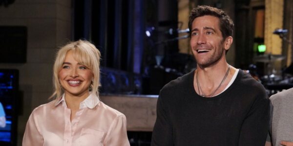 Sabrina Carpenter and Jake Gyllenhaal Had a Cute, Supportive Moment at the End of ‘Saturday Night Live’