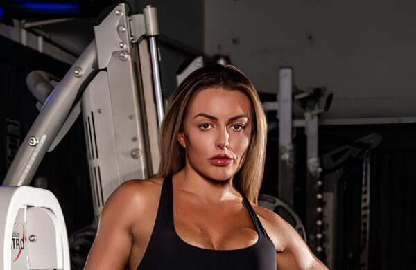 ???? Mandy Rose is set for one final bodybuilding competition before retiring! Focused on family life with fiancé Tino Sab…