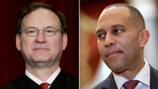 House Democratic leader declares Justice Alito ‘a right-wing insurrectionist’ amid flag fracas