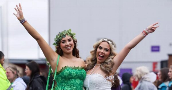 33 of the best outfits from night one at Taylor Swift in Anfield