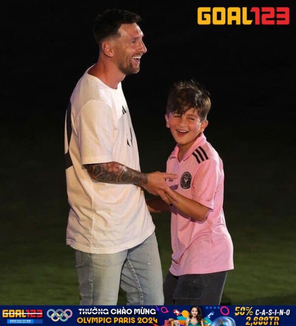 🚨 Thiago Messi đã được triệu tập vào đội tuyển U-12 Argentina để tham dự Giải vô địch quốc tế U-12.