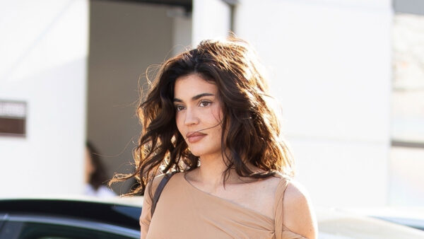 Kylie Jenner flaunts her real curves in tight dress as she heads to LA office after ‘split’ from Timothée Chalamet