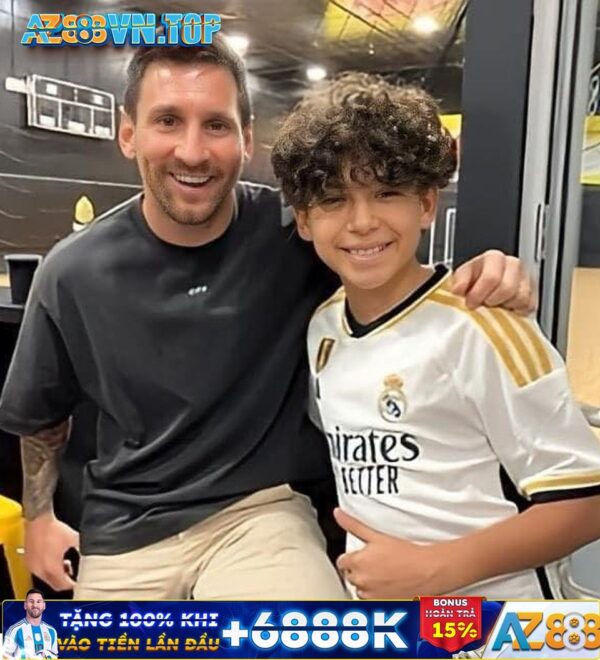 🚨🗣️OMAR – fan cứng của Real Madrid kể lại câu chuyện của em ấy khi gặp Lionel Messi trên X: "Cháu đã gặp Messi tại một…