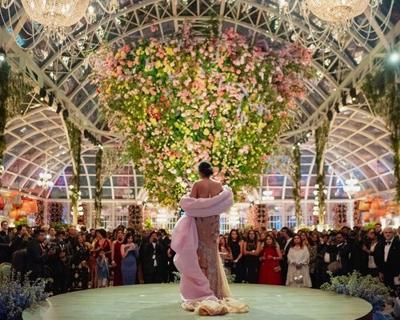 The Ambani wedding has already featured performances by Rihanna and Justin Bieber, a glass palace and a cruise—and it isn’t over yet. Industry experts guess how much it all cost. https://t.co/KTJjFUqFnt https://t.co/qVq83I8tHj